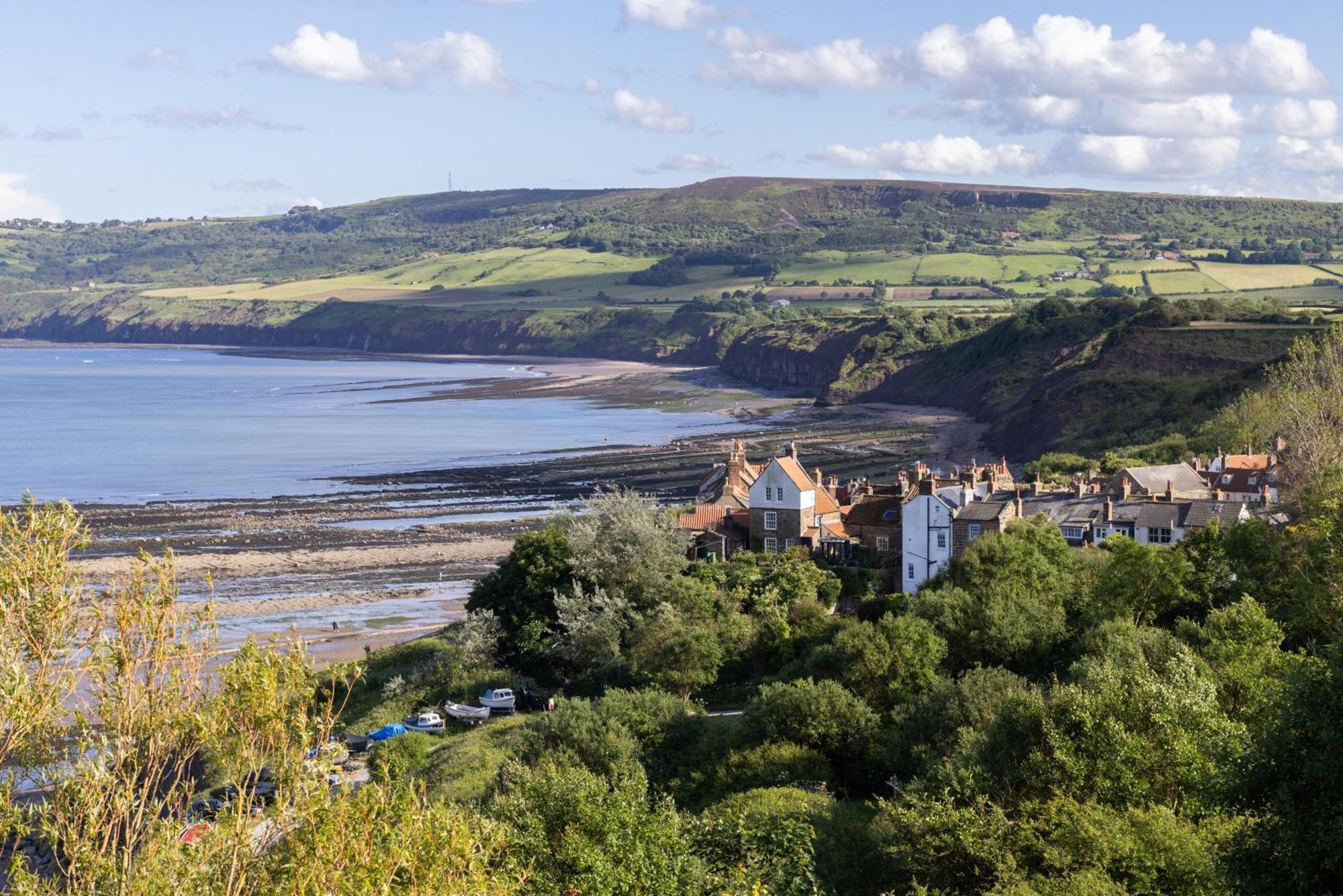 Hotel Victoria Robin Hood's Bay Esterno foto