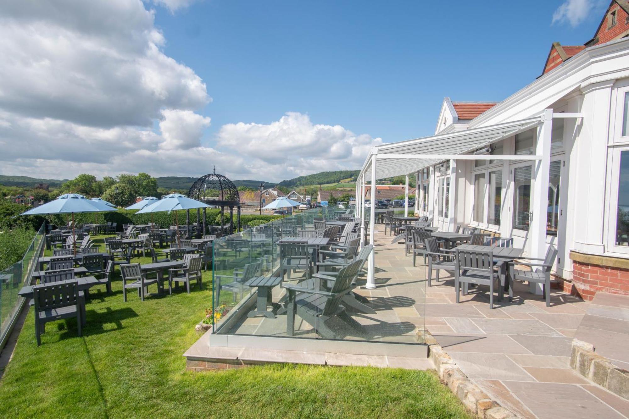 Hotel Victoria Robin Hood's Bay Esterno foto