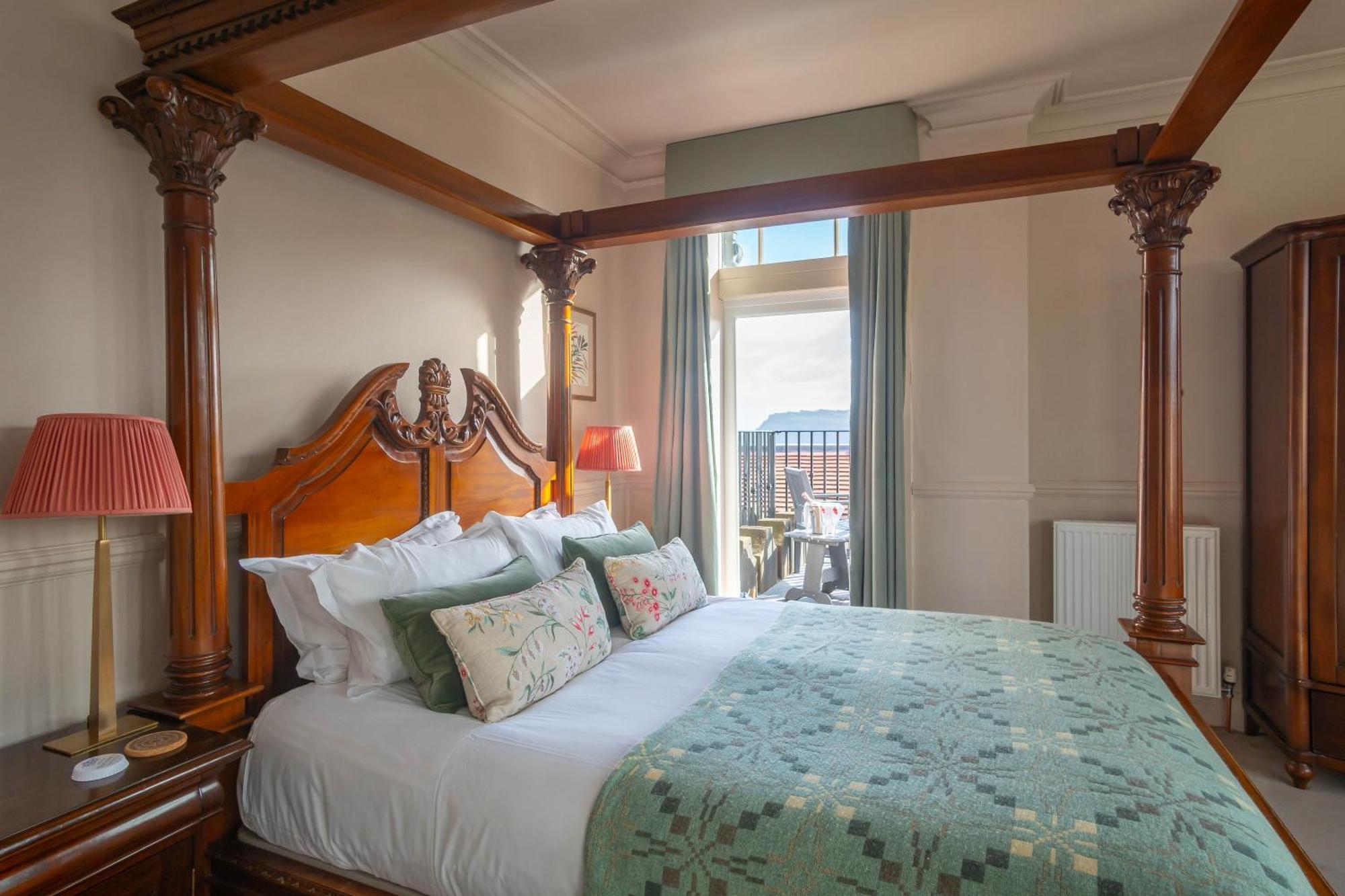 Hotel Victoria Robin Hood's Bay Esterno foto